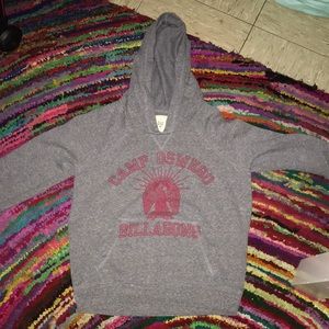 Billa Bong light weight pull over